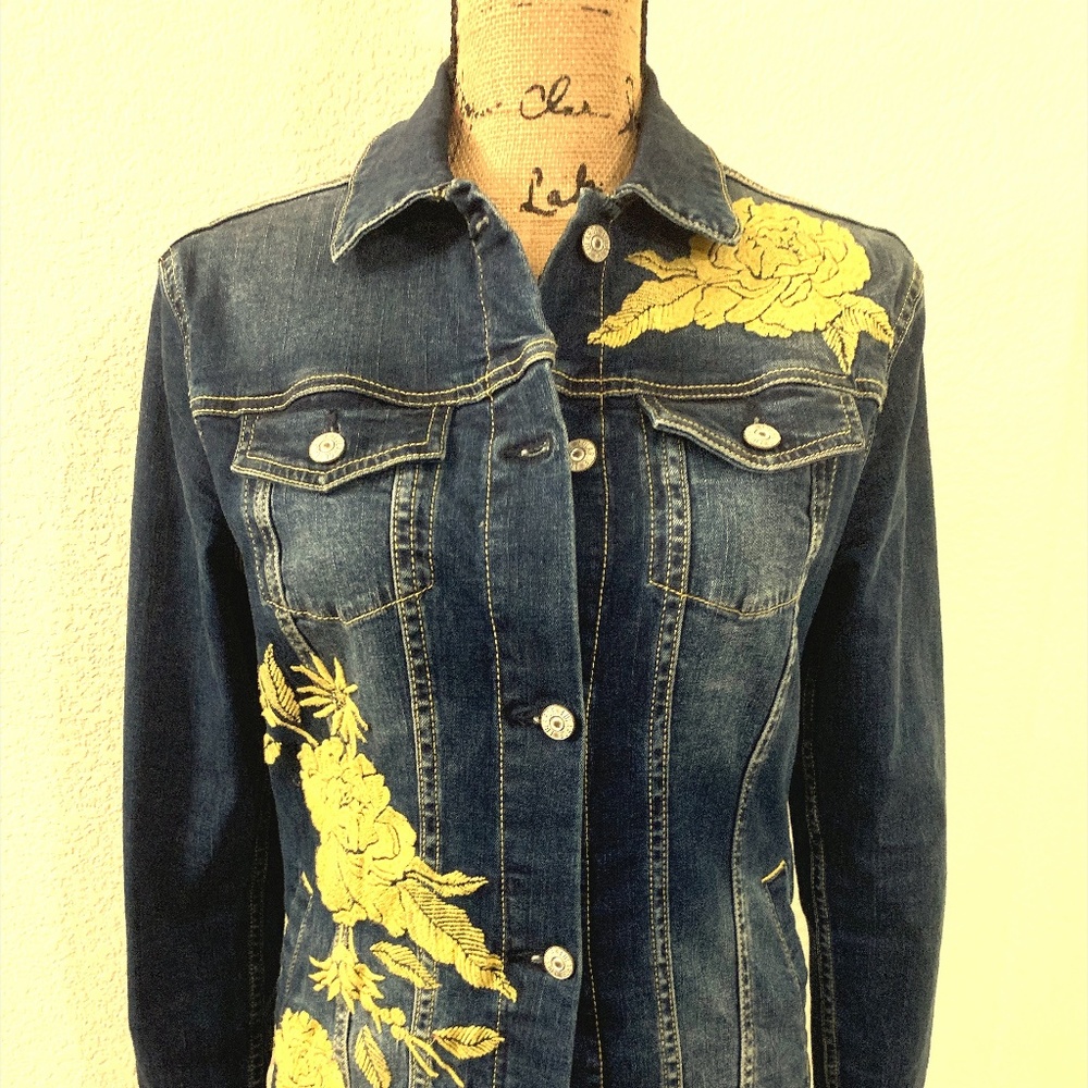 LulaRoe Jaxon denim jacket, Small NWOT